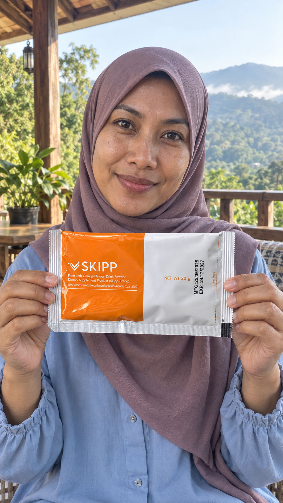ตัวละครมุสลิมสมมติที่สร้างด้วย AI ถือซอง SKIPP Fiber